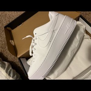 Nike Air Force 1 sage low